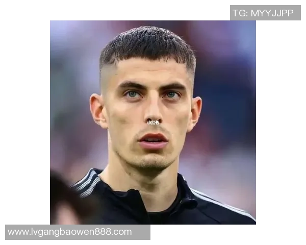 足球明星正方形头像的魅力与个性展现如何影响球迷的热情与支持